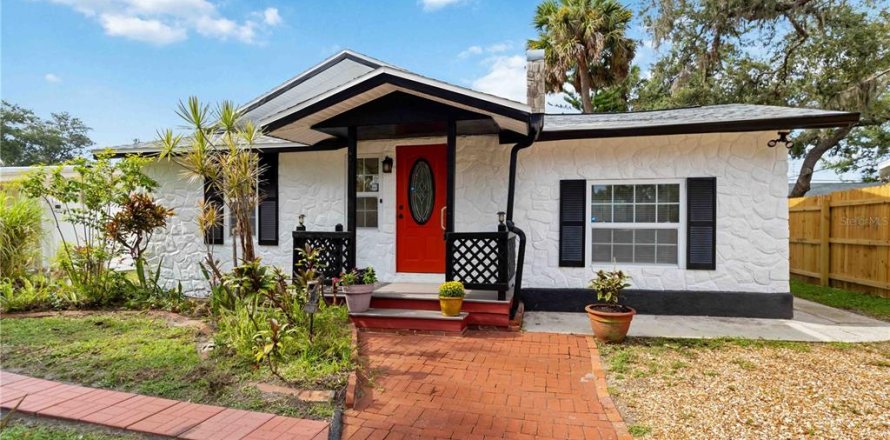 Villa ou maison à Sarasota, Floride 3 chambres, 152.36 m2 № 1905653