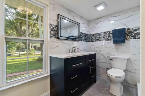 Villa ou maison à vendre à Sarasota, Floride: 3 chambres, 152.36 m2 № 1905653 - photo 14