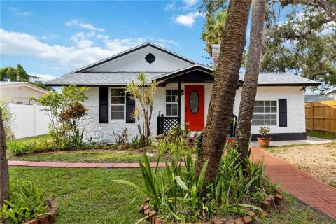 Villa ou maison à vendre à Sarasota, Floride: 3 chambres, 152.36 m2 № 1905653 - photo 2