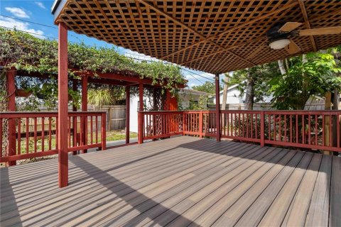 Villa ou maison à vendre à Sarasota, Floride: 3 chambres, 152.36 m2 № 1905653 - photo 25