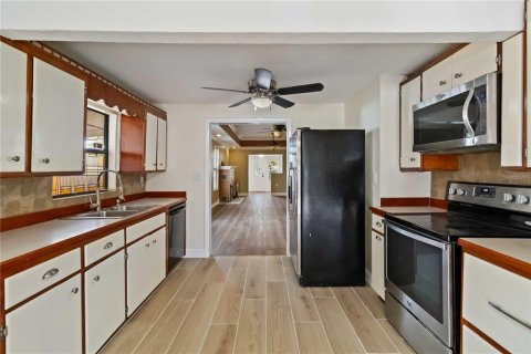 Villa ou maison à vendre à Sarasota, Floride: 3 chambres, 152.36 m2 № 1905653 - photo 20