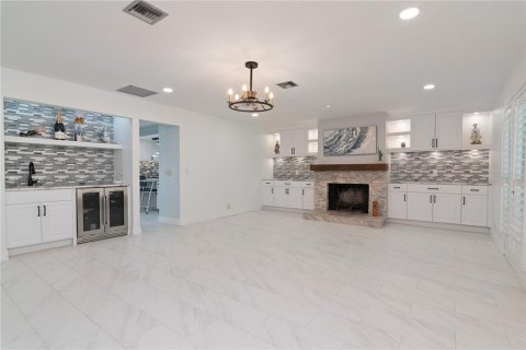 House in Tampa, Florida 4 bedrooms, 245.73 sq.m. № 1755574 - photo 15