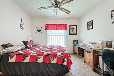 Villa ou maison à vendre à New Port Richey, Floride: 3 chambres, 135.08 m2 № 1855708 - photo 25
