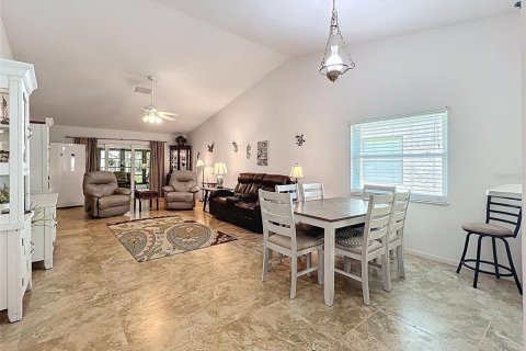 Villa ou maison à vendre à New Port Richey, Floride: 3 chambres, 135.08 m2 № 1855708 - photo 6
