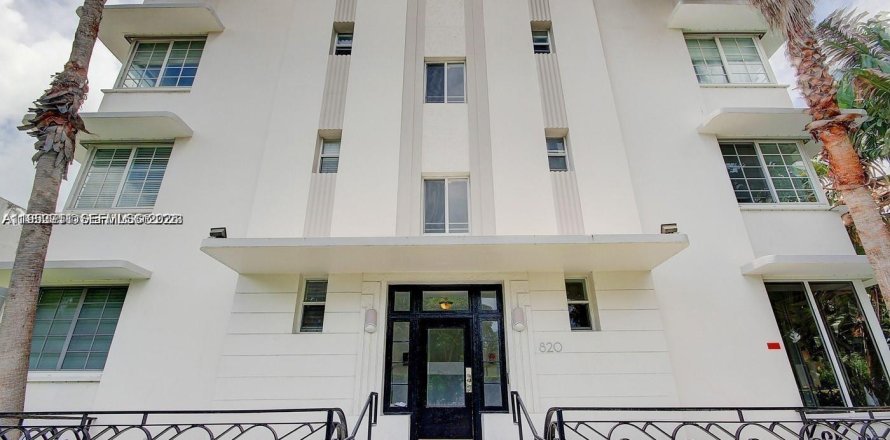 Студия в кондо в Майами-Бич, Флорида № 2026691