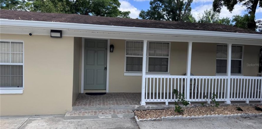 Casa en Kissimmee, Florida 3 dormitorios, 146.23 m2 № 1720405
