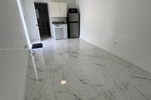 Студия в Майами, Флорида № 2058543