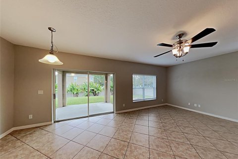 Casa en alquiler en Davenport, Florida, 4 dormitorios, 169.08 m2 № 1880757 - foto 2