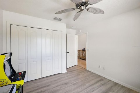 Casa en venta en Oxford, Florida, 4 dormitorios, 186.08 m2 № 1879960 - foto 28