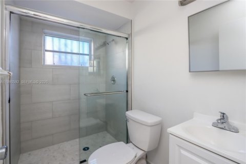 Купить коммерческую недвижимость в Майами, Флорида № 2057964 - фото 13