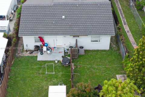 Купить коммерческую недвижимость в Майами, Флорида № 2057964 - фото 7