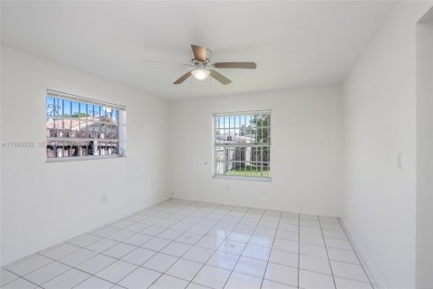 Купить коммерческую недвижимость в Майами, Флорида № 2057964 - фото 20