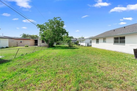Villa ou maison à vendre à Orlando, Floride: 3 chambres, 111.58 m2 № 1773558 - photo 18