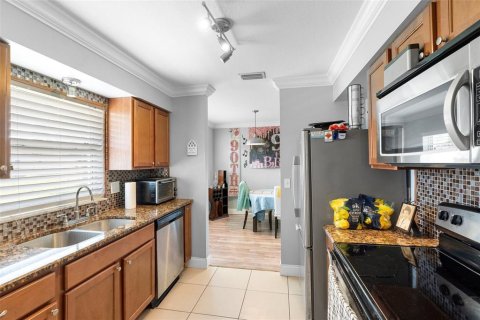 Villa ou maison à vendre à Orlando, Floride: 3 chambres, 111.58 m2 № 1773558 - photo 6