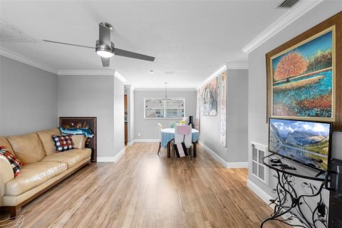 Villa ou maison à vendre à Orlando, Floride: 3 chambres, 111.58 m2 № 1773558 - photo 2