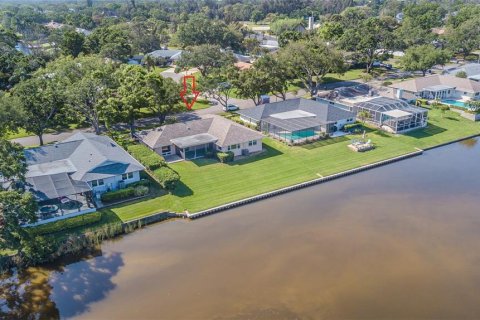 House in Saint Petersburg, Florida 3 bedrooms, 170.01 sq.m. № 1615256 - photo 24