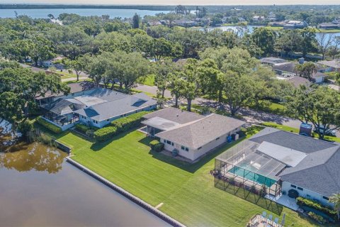 House in Saint Petersburg, Florida 3 bedrooms, 170.01 sq.m. № 1615256 - photo 28