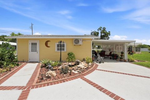Villa ou maison à vendre à Lakeland, Floride: 3 chambres, 148.18 m2 № 2093997 - photo 4