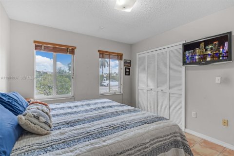 Купить виллу или дом в Майами, Флорида 3 спальни, 179.02м2, № 2050857 - фото 18