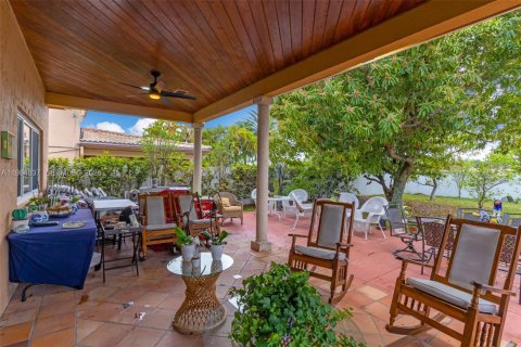 Купить виллу или дом в Майами, Флорида 3 спальни, 179.02м2, № 2050857 - фото 30