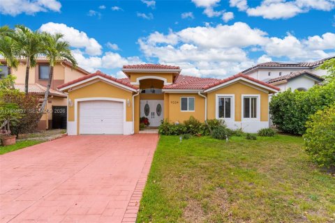 Дом в Майами, Флорида 3 спальни, 179.02м2 № 2050857