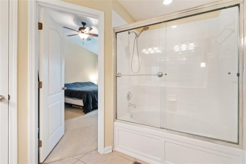 Condo in Bradenton, Florida, 3 bedrooms  № 1638232 - photo 29