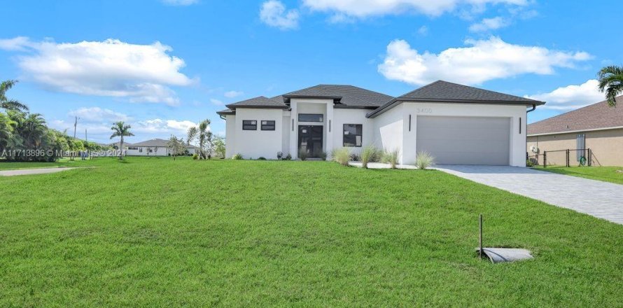 Дом в Кейп-Корал, Флорида 3 спальни, 198.35м2 № 1958083