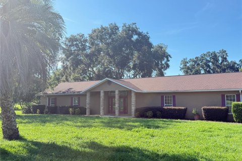 Villa ou maison à louer à Ocala, Floride: 3 chambres, 201.51 m2 № 2310159 - photo 2