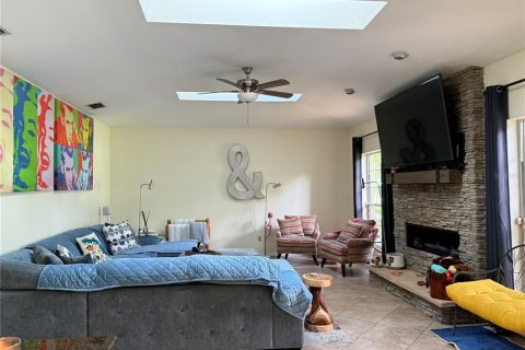 Villa ou maison à louer à Ocala, Floride: 3 chambres, 201.51 m2 № 2310159 - photo 10
