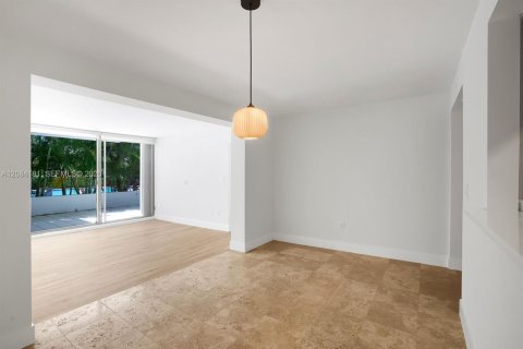 Copropriété à vendre à Key Biscayne, Floride: 1 chambre, 83.15 m2 № 2360240 - photo 21