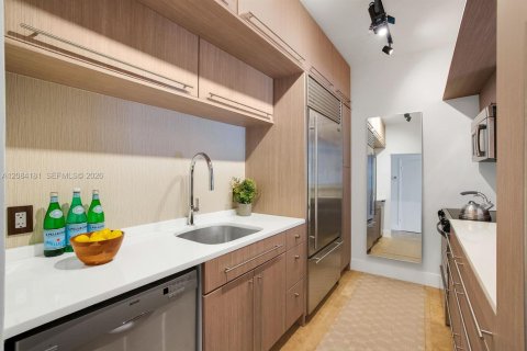 Copropriété à vendre à Key Biscayne, Floride: 1 chambre, 83.15 m2 № 2360240 - photo 13