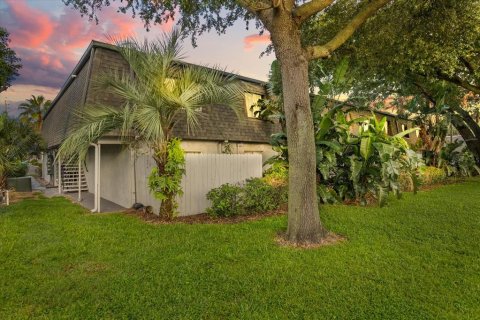 Condo in Orlando, Florida, 2 bedrooms  № 2103777