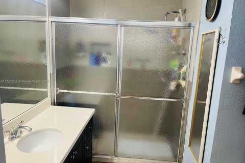 Купить кондоминиум в Дорал, Флорида 3 спальни, 121.89м2, № 1701226 - фото 18