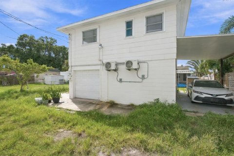 Appartement à Saint Petersburg, Floride 1 chambre, 60.39 m2 № 2366747