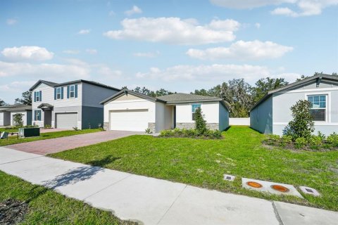 House in Leesburg, Florida 3 bedrooms, 157.47 sq.m. № 1778549 - photo 2