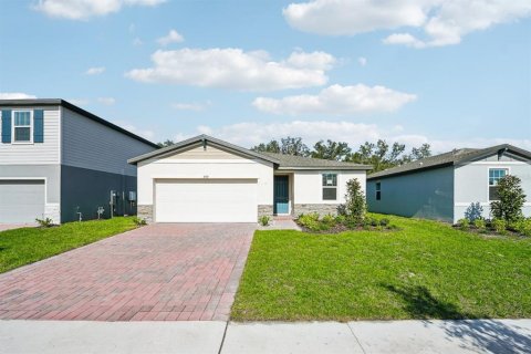 House in Leesburg, Florida 3 bedrooms, 157.47 sq.m. № 1778549 - photo 1