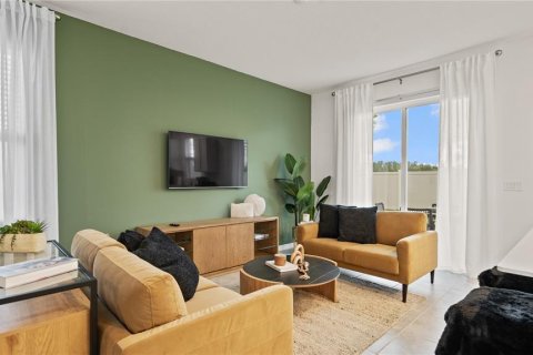 Touwnhouse à vendre à Clermont, Floride: 3 chambres, 174.01 m2 № 2150109 - photo 4