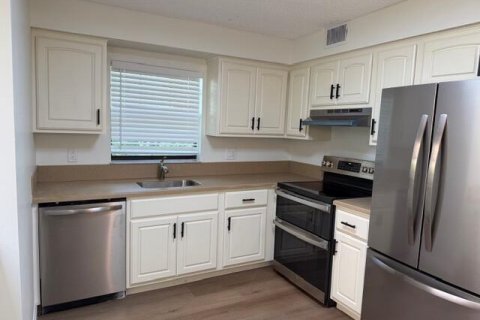 Adosado en venta en Coral Springs, Florida, 2 dormitorios, 111.48 m2 № 2077824 - foto 4