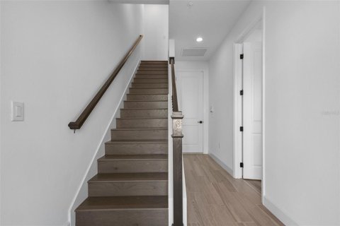 Adosado en alquiler en Orlando, Florida, 3 dormitorios, 168.62 m2 № 1903249 - foto 5