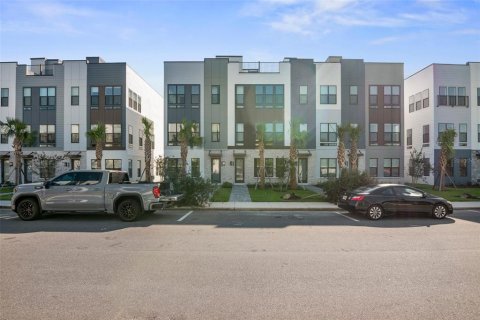 Adosado en alquiler en Orlando, Florida, 3 dormitorios, 168.62 m2 № 1903249 - foto 2
