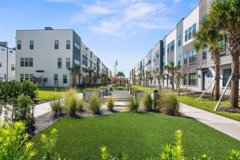 Adosado en alquiler en Orlando, Florida, 3 dormitorios, 168.62 m2 № 1903249 - foto 30