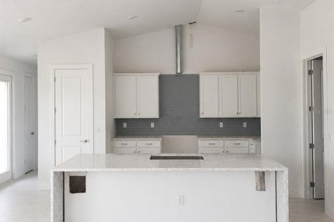 House in Englewood, Florida 3 bedrooms, 189.71 sq.m. № 2208604 - photo 5