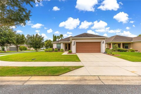 House in Ocala, Florida 2 bedrooms, 158.68 sq.m. № 1904365 - photo 3