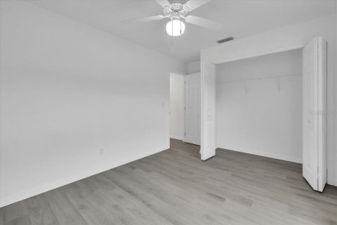 House in Punta Gorda, Florida 2 bedrooms, 89.37 sq.m. № 1911388 - photo 20