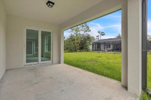 House in Punta Gorda, Florida 2 bedrooms, 89.37 sq.m. № 1911388 - photo 24