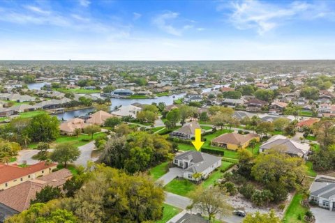 Casa en venta en Palm Coast, Florida, 4 dormitorios, 246.93 m2 № 1908346 - foto 10
