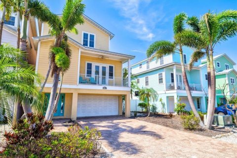 Casa en venta en Holmes Beach, Florida, 4 dormitorios, 189.52 m2 № 1784612 - foto 3