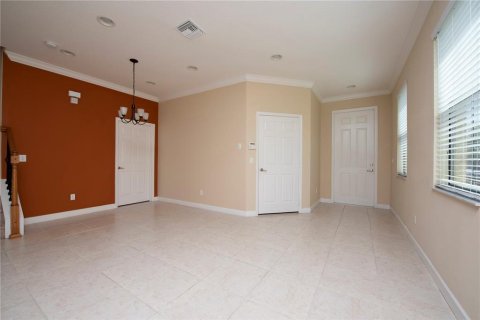 Casa en alquiler en Orlando, Florida, 4 dormitorios, 181.44 m2 № 1913983 - foto 8