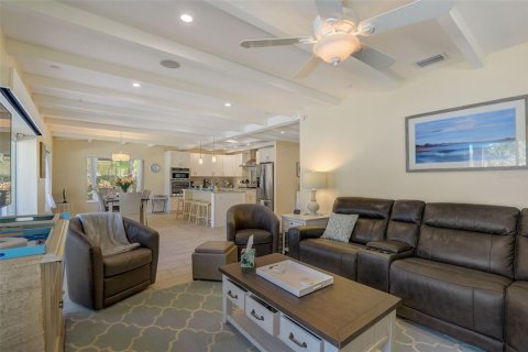 House in Sarasota, Florida 4 bedrooms, 238.94 sq.m. № 1797833 - photo 21