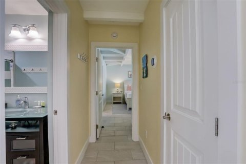 House in Sarasota, Florida 4 bedrooms, 238.94 sq.m. № 1797833 - photo 30